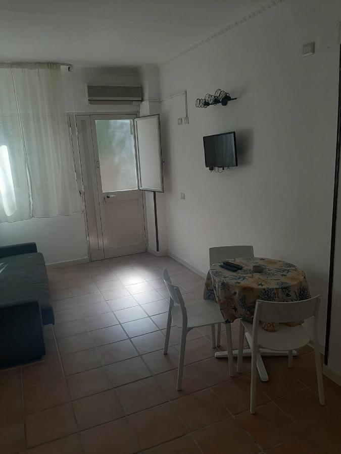 Appartamento Gardenia เชฟาลู ภายนอก รูปภาพ
